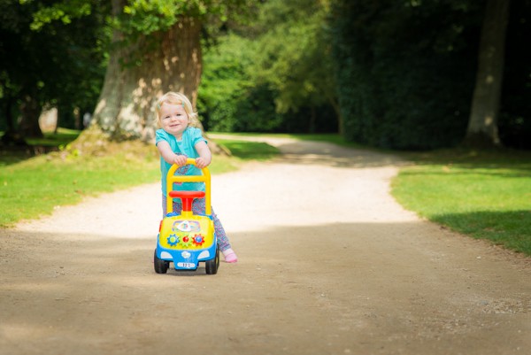 Outdoor baby photoshoot Blenheim palace