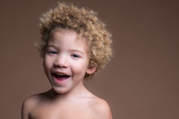 Toddler portrait photographer in Oxford